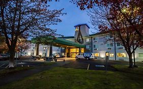 Best Western at The Meadows Portland
